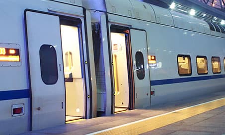 Reliable Door Control with Force-Guided Relays